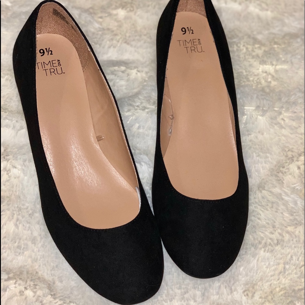 Black block heel